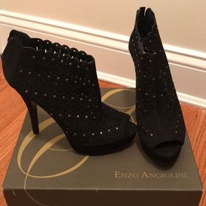 Enzo Angiolini peep toe shoe